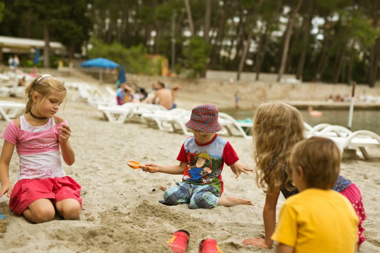 Glamping Tents | Losinj | Camp Cikat Малий Лошинь Екстер'єр фото
